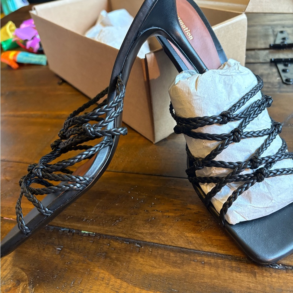 Reformation Mylo braided sandal - black - never worn